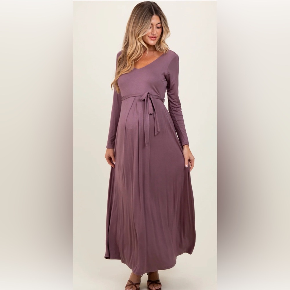 PINKBLUSH
Mauve V-Neck Long Sleeve Sash Tie Maternity Maxi Dress